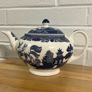 Johnson Brothers Willow Blue teapot